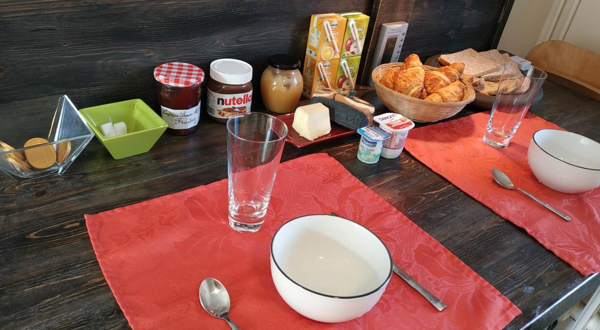 Like Home - Comme Chez Soi - Chambre D'Hote แซ็งโล ภายนอก รูปภาพ